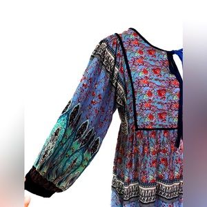 Entro Boho Peasant Style Floral Mini Dress